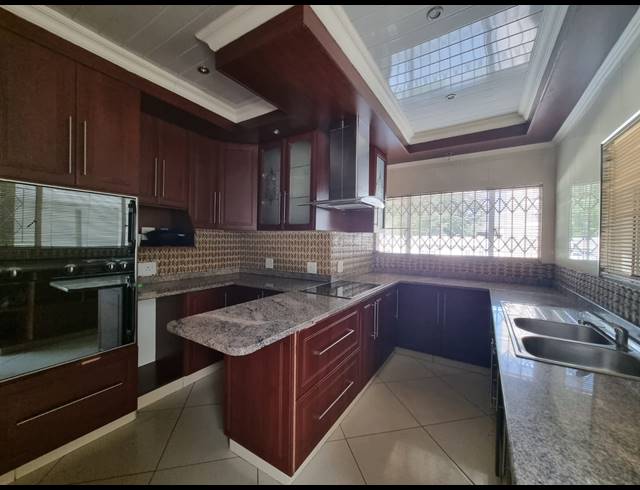 3 BEDROOM HOUSE FOR SALE IN VANDERBIJLPARK SW 1